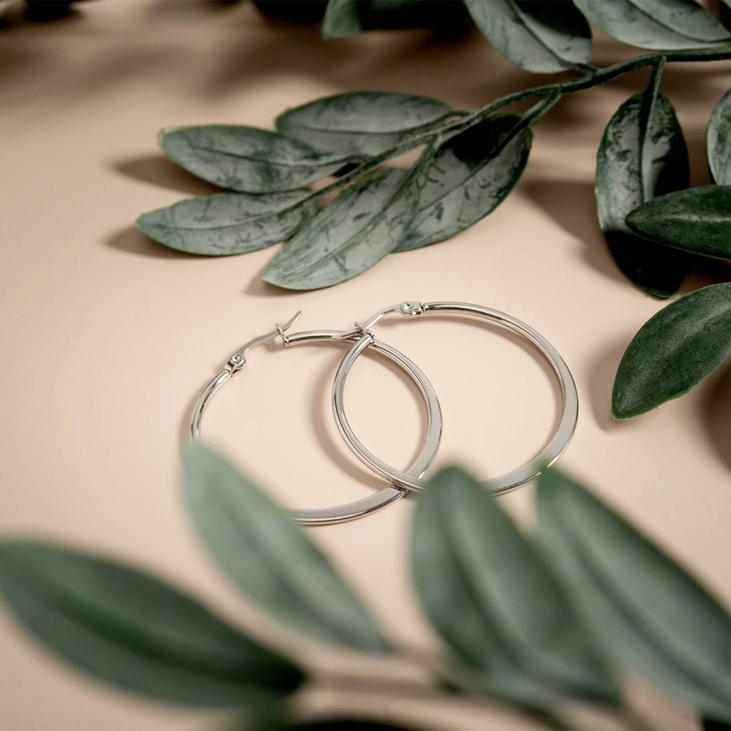 Stainless Steel Flat Oval Tube Hoop Earrings / ERJ2132 - Image 9